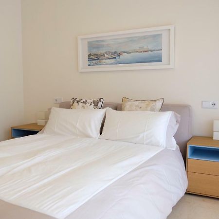 Luxury Modern Apartment With Terrace, Pool And Garage! มาร์เบยา ภายนอก รูปภาพ