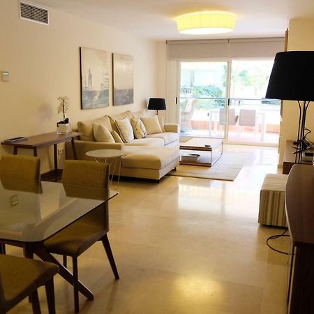 Luxury Modern Apartment With Terrace, Pool And Garage! มาร์เบยา ภายนอก รูปภาพ
