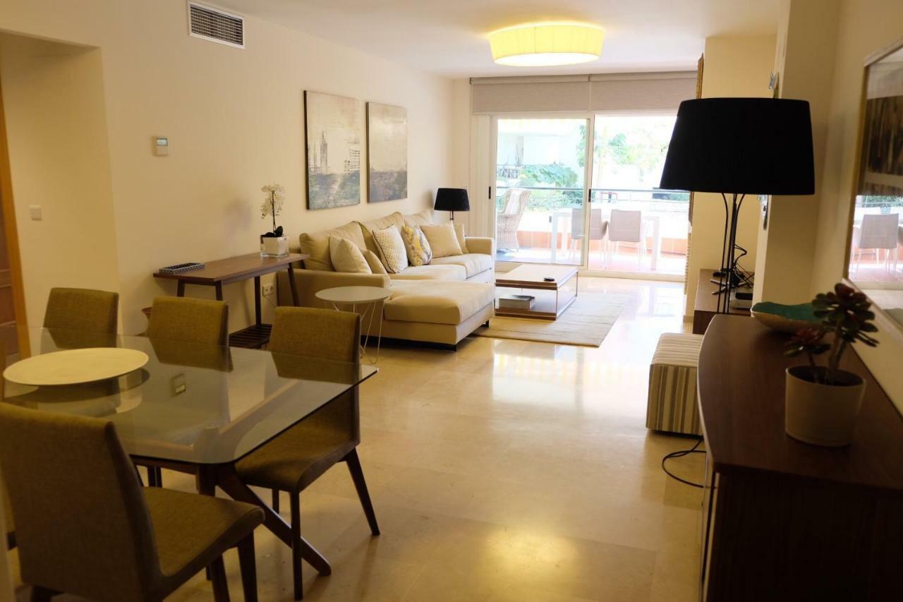Luxury Modern Apartment With Terrace, Pool And Garage! มาร์เบยา ภายนอก รูปภาพ
