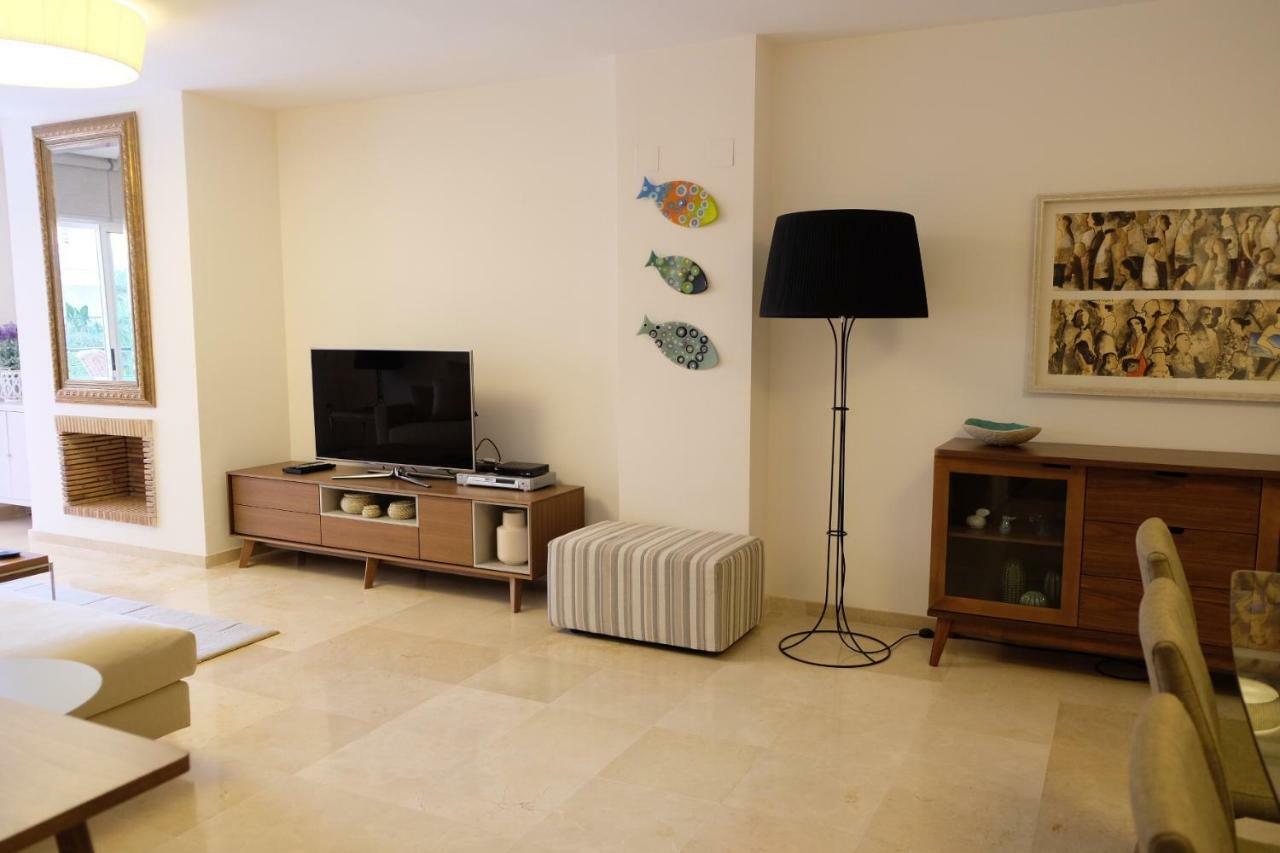 Luxury Modern Apartment With Terrace, Pool And Garage! มาร์เบยา ภายนอก รูปภาพ
